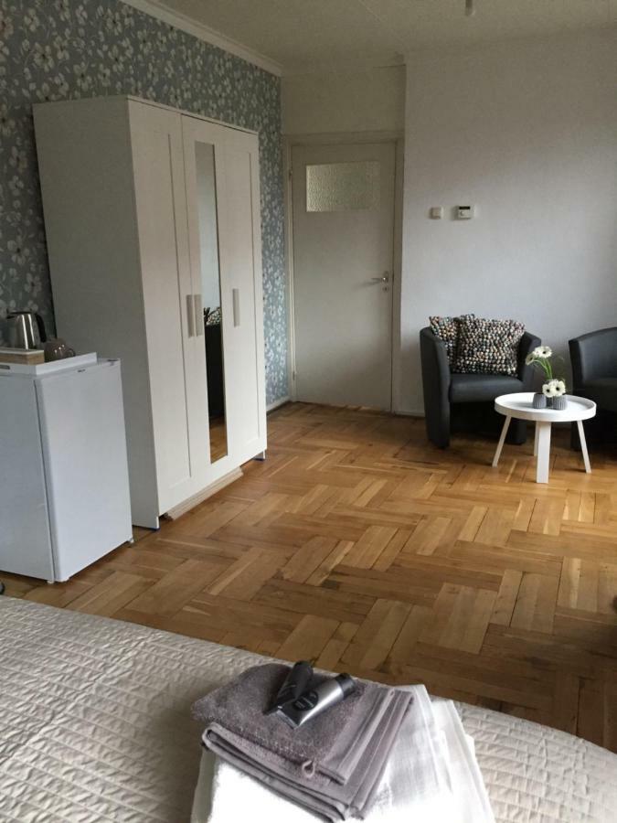 Bed And Breakfast Loft24 Heerlen Ngoại thất bức ảnh