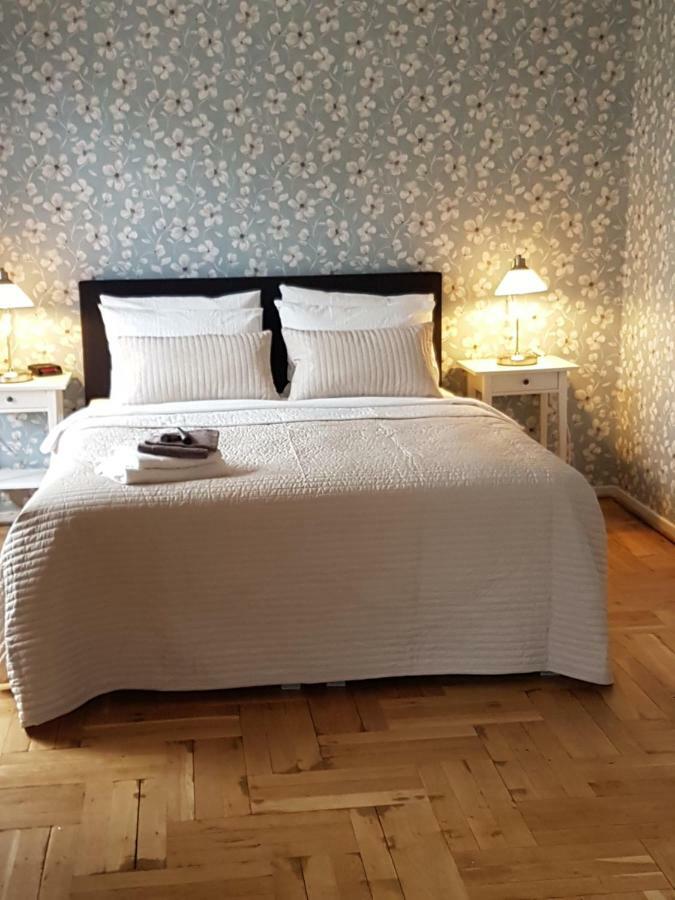 Bed And Breakfast Loft24 Heerlen Ngoại thất bức ảnh